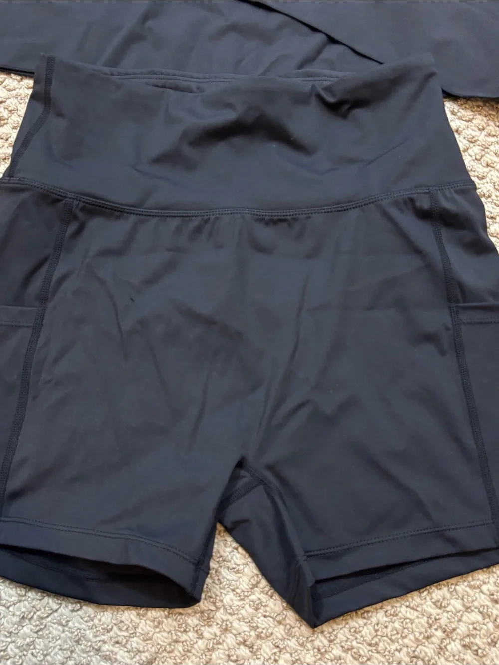 Brand new with Tags High Waisted Tummy Control 2-Piece Mini‎ Yoga Skirt Small